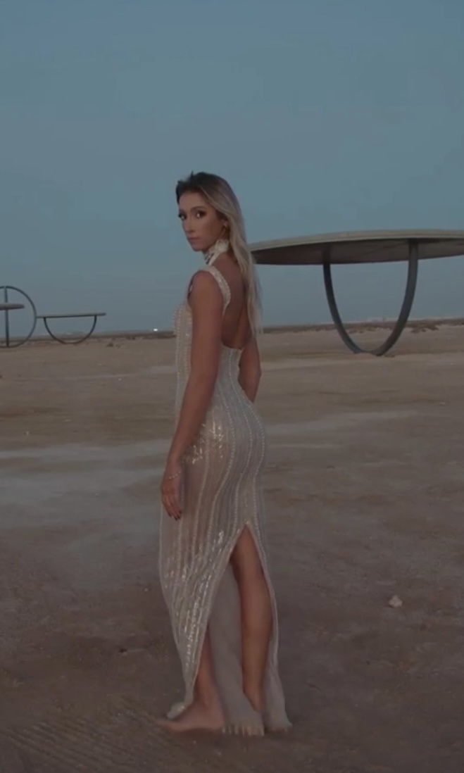 Look 01